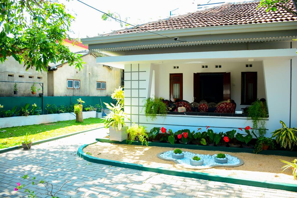 Mama Beach Villa Negombo Exterior photo