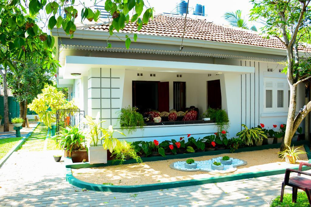 Mama Beach Villa Negombo Exterior photo
